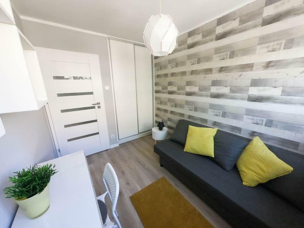 New Apartment - 300 M Town Hall - 3 Rooms - 7 People Breslavia Exterior foto