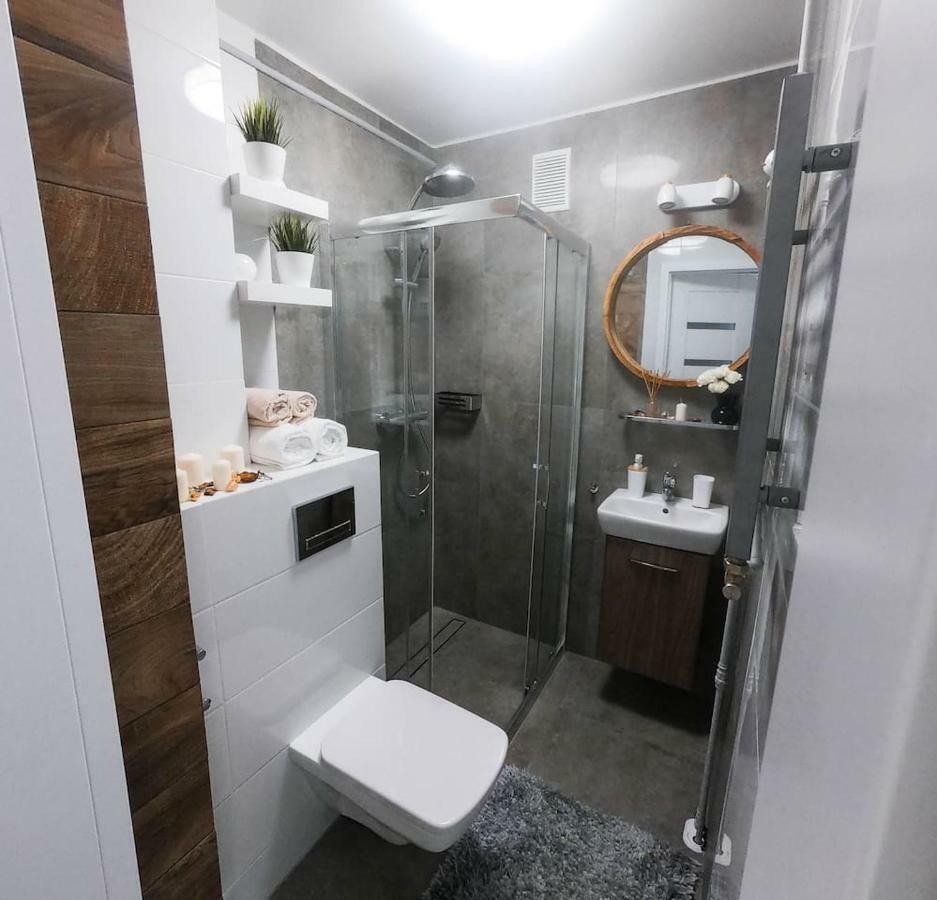 New Apartment - 300 M Town Hall - 3 Rooms - 7 People Breslavia Exterior foto