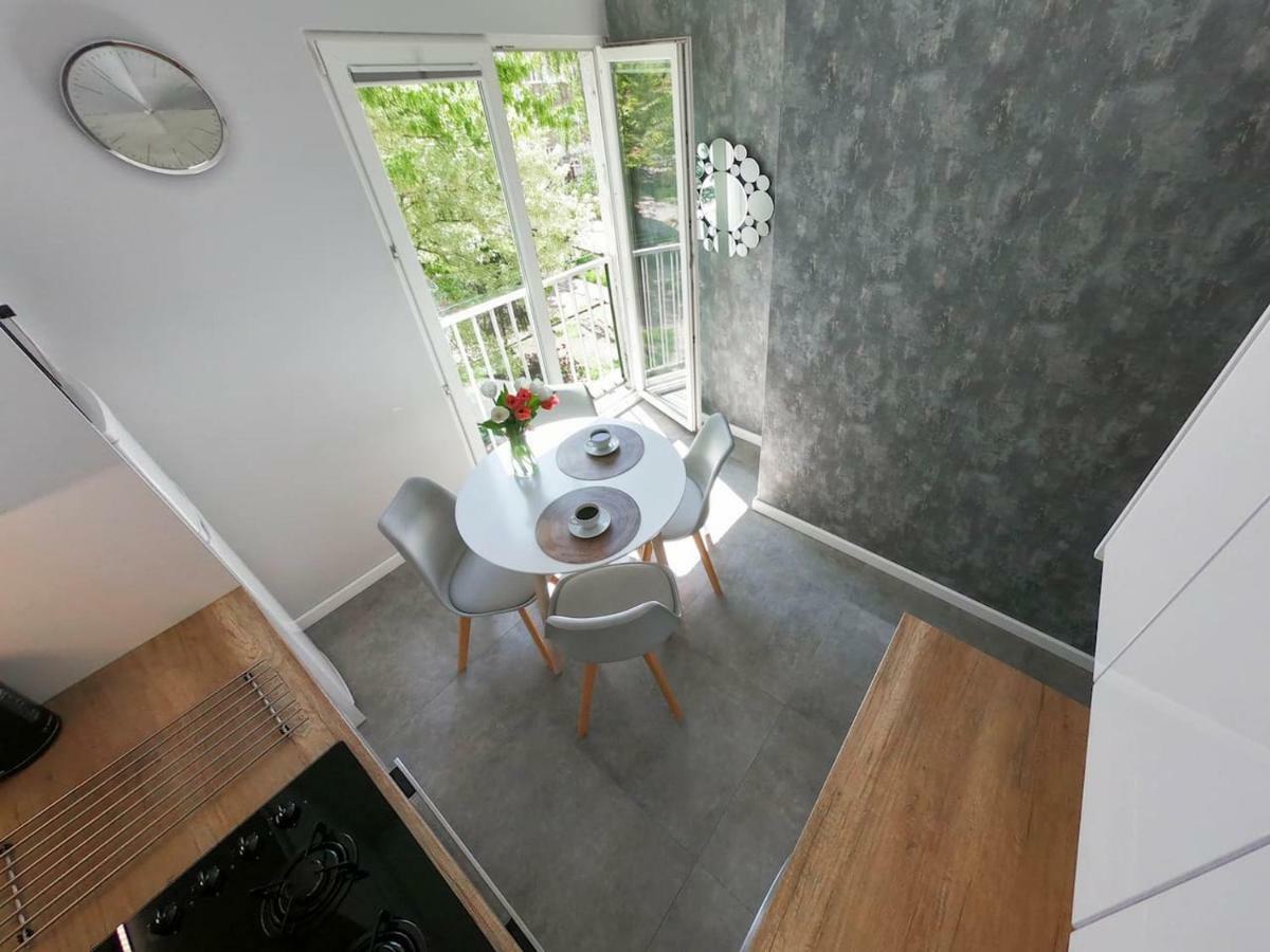 New Apartment - 300 M Town Hall - 3 Rooms - 7 People Breslavia Exterior foto